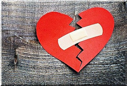 Fix other broken hearts with plaster