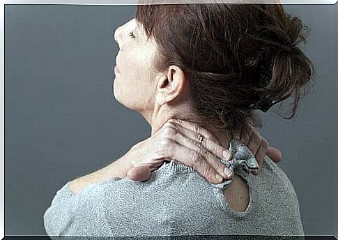 Woman has neck pain